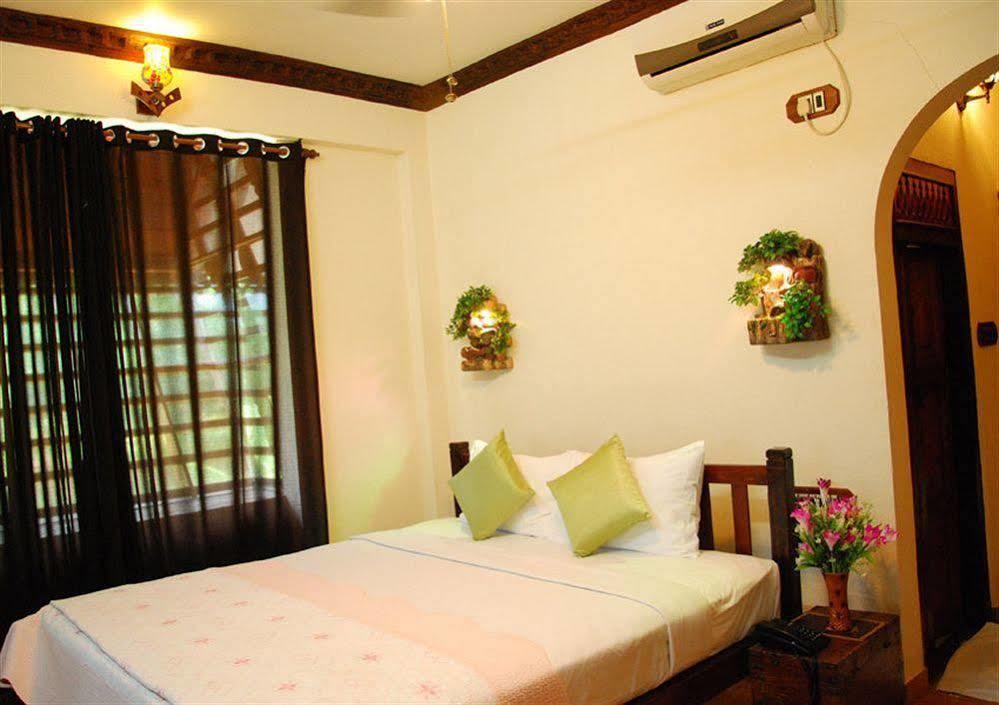 Kovalam Beach Hotel Екстериор снимка